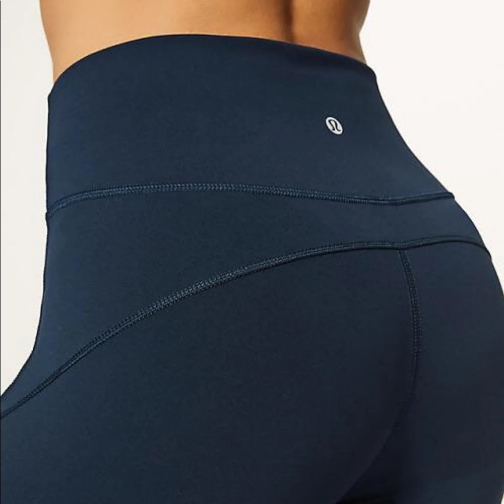 ‼️SOLD‼️Lululemon In Movement Tight Size 6